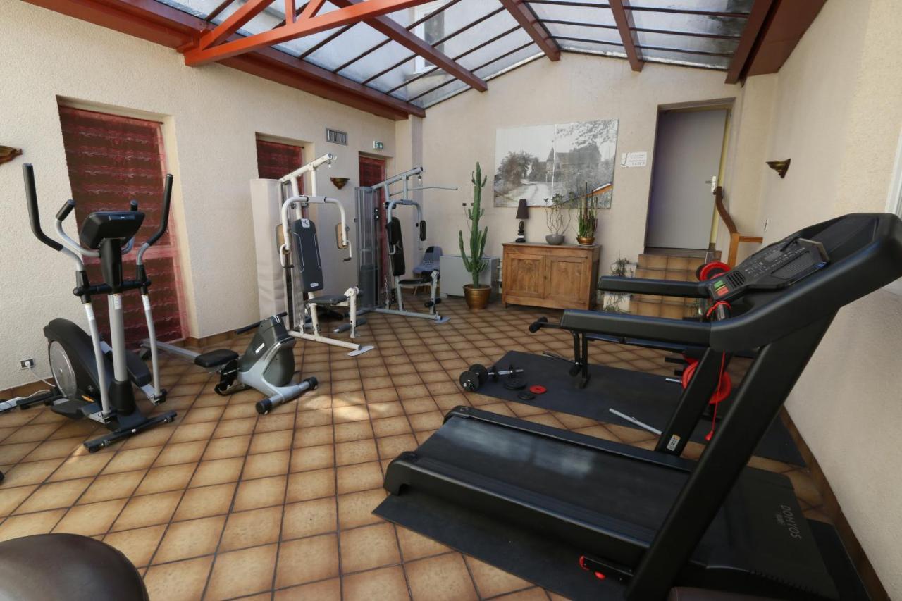 Logis Hotel Centrotel Et Spa Bulles D'Allier มองต์มาเราท์ ภายนอก รูปภาพ