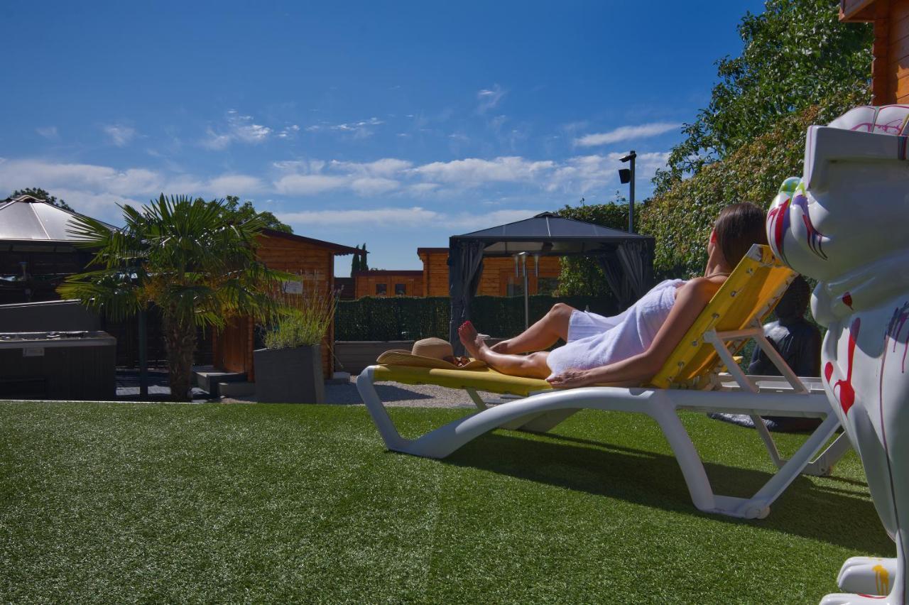 Logis Hotel Centrotel Et Spa Bulles D'Allier มองต์มาเราท์ ภายนอก รูปภาพ