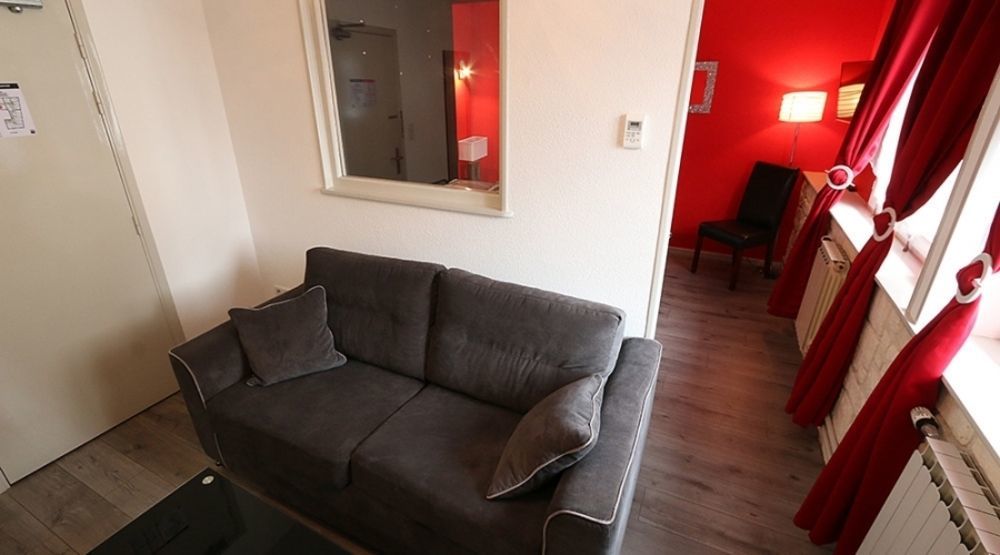 Logis Hotel Centrotel Et Spa Bulles D'Allier มองต์มาเราท์ ภายนอก รูปภาพ