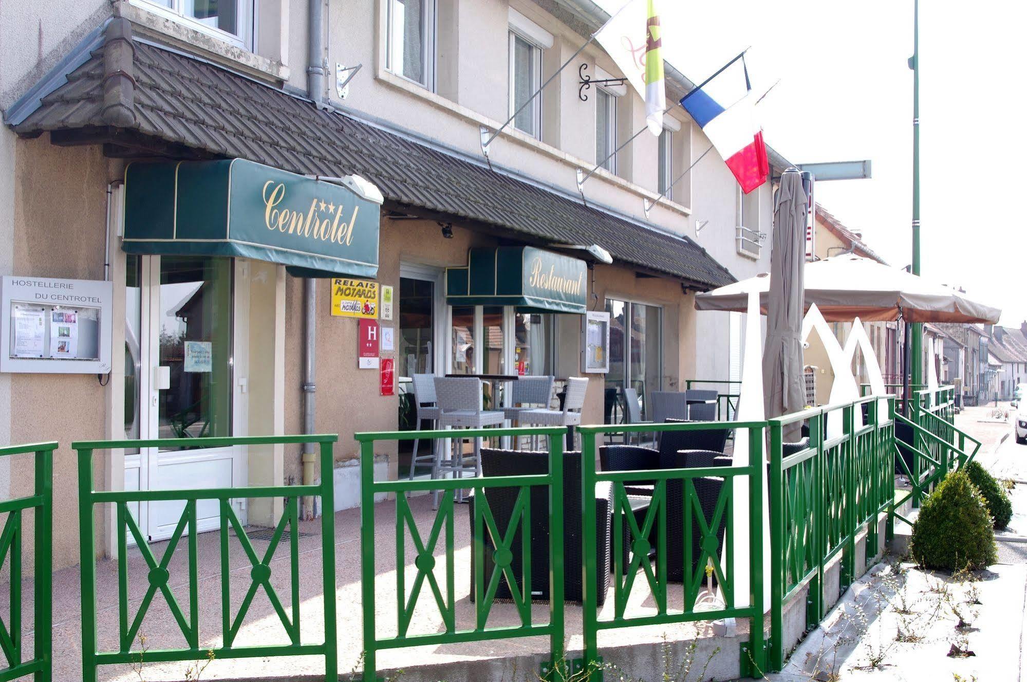 Logis Hotel Centrotel Et Spa Bulles D'Allier มองต์มาเราท์ ภายนอก รูปภาพ