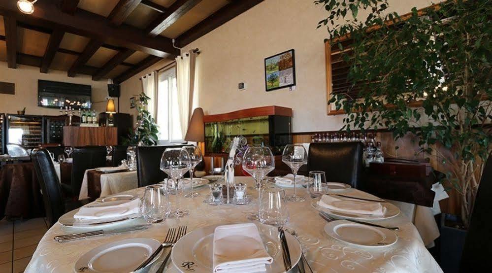 Logis Hotel Centrotel Et Spa Bulles D'Allier มองต์มาเราท์ ภายนอก รูปภาพ