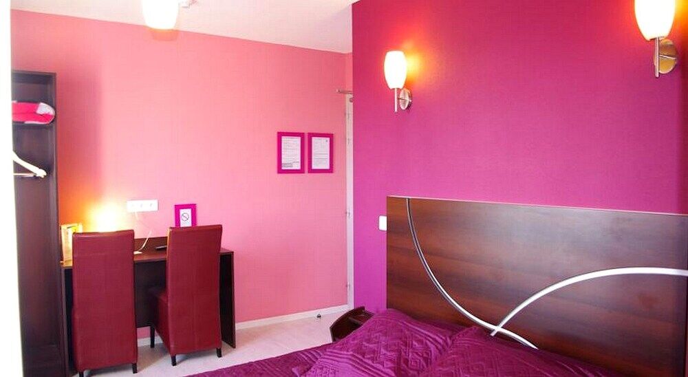 Logis Hotel Centrotel Et Spa Bulles D'Allier มองต์มาเราท์ ภายนอก รูปภาพ